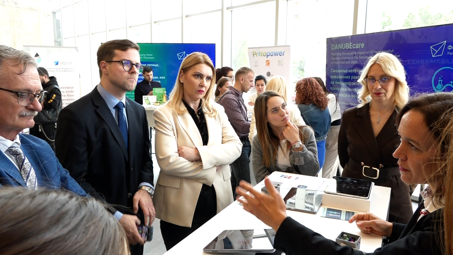 Novi Sad, dogadjaj „LAB2MARKET Partnerstvo nauke i privrede”, koji organizuje Fond za nauku Republike Srbije, pokrivanje